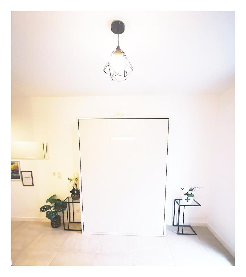 Studio Neuf Paris La Defense Metro 15 Rueil - Suresnes - Mont Valerien Eksteriør billede